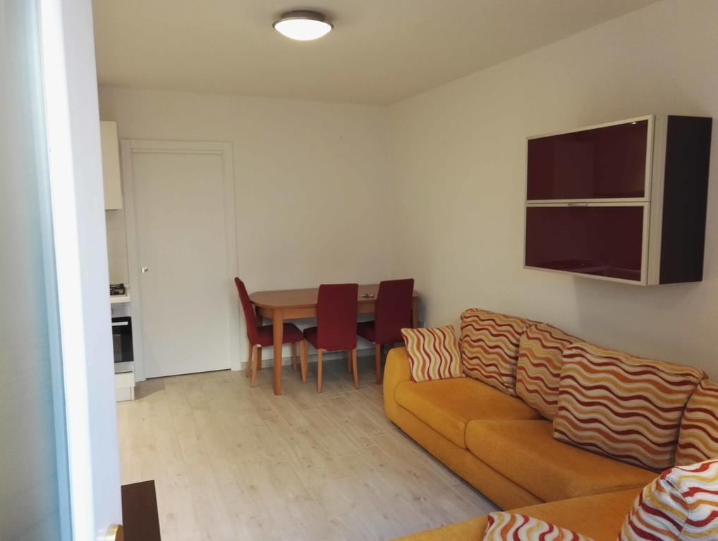 La Casa Nel Borgo Sul Lago 皮索涅 外观 照片